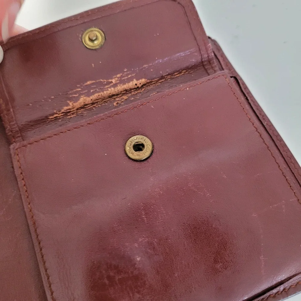 Cartier Must de Cartier Burgundy Leather Bifold Wallet Gold Corners Italy